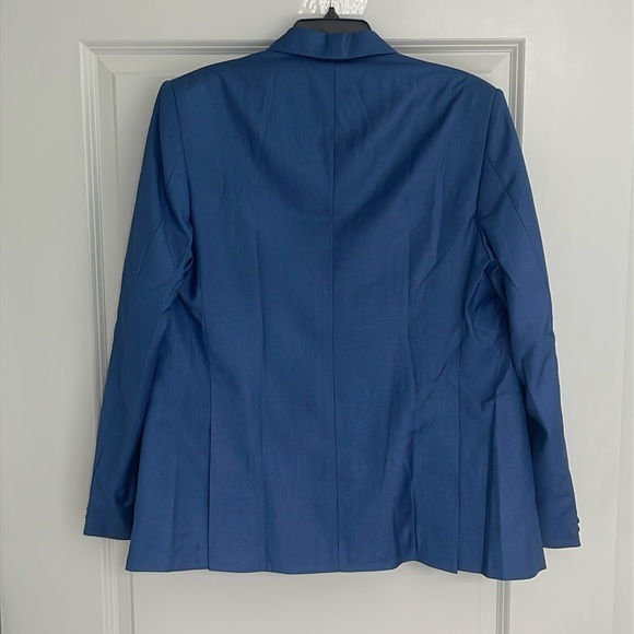 Raymond Men's 2-Piece Blue Suit - Picture 3 of 11